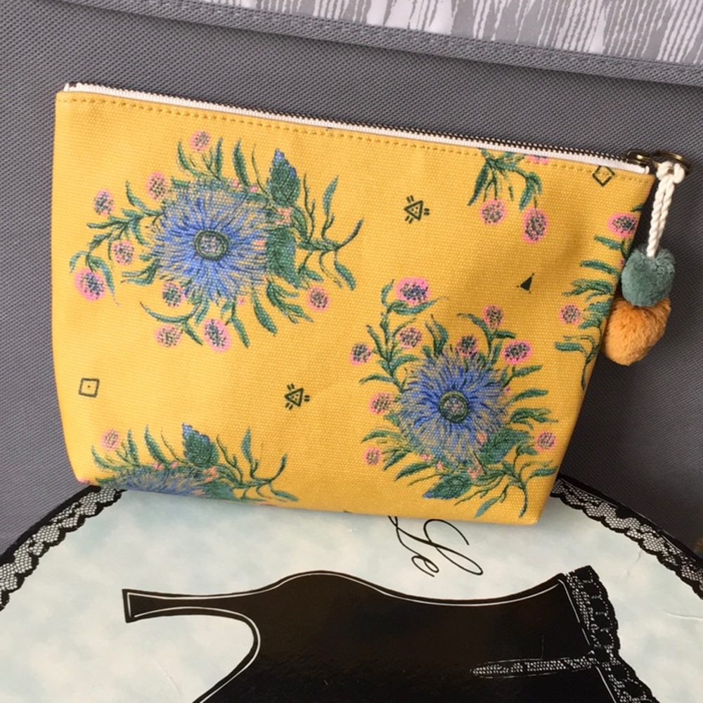 Madewell cosmetic pouch